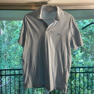 Brooks brothers polo. Fits true medium. Very good condition.